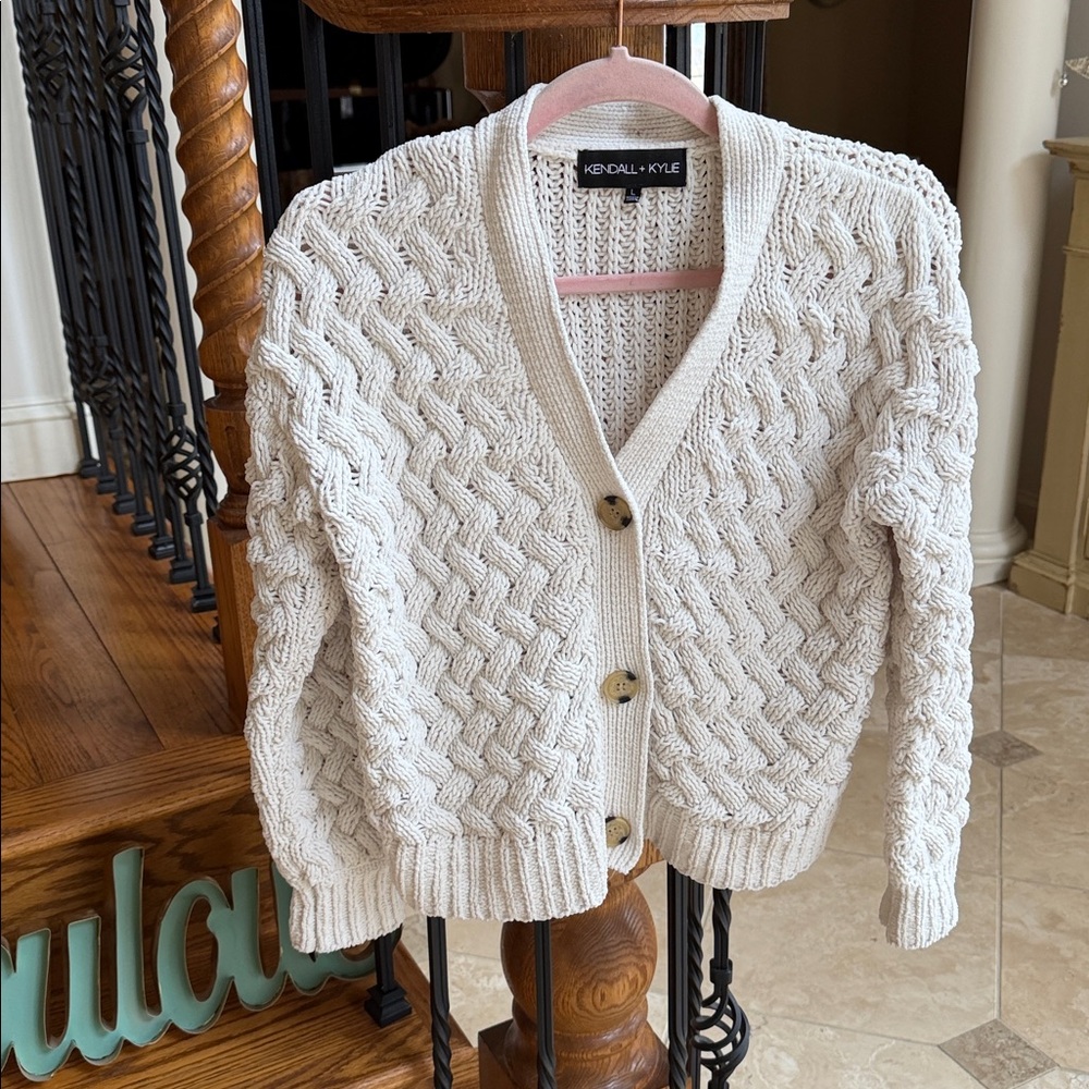 KENDALL & KYLIE Crop Sweater